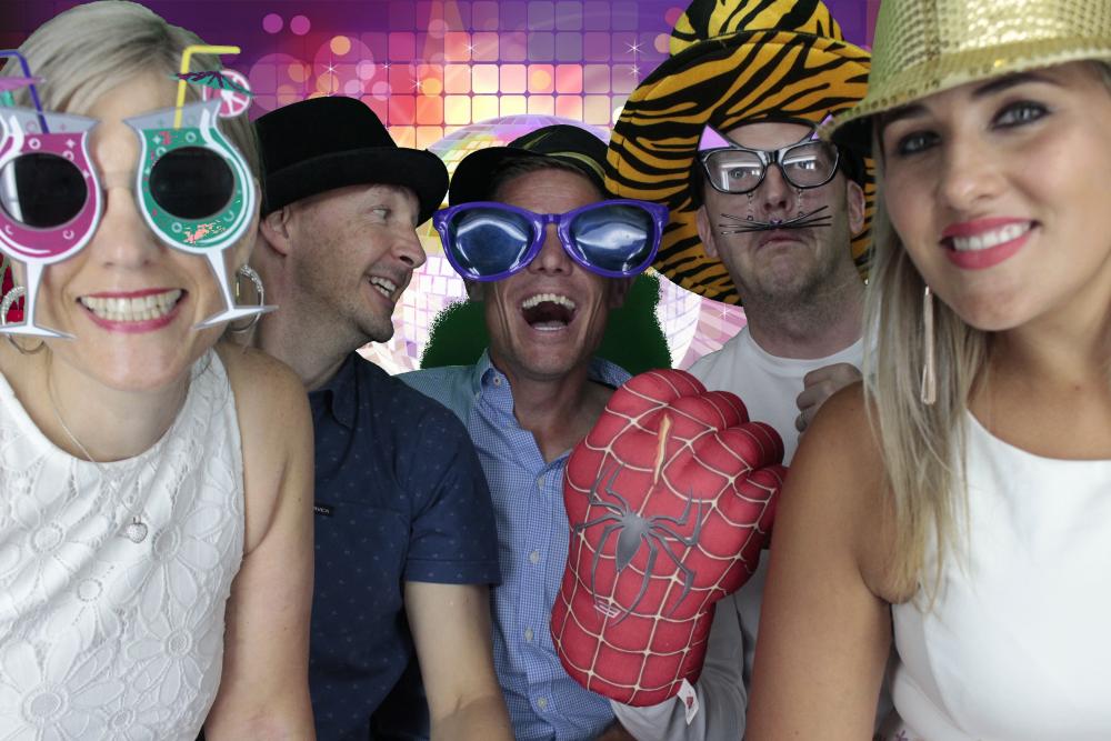 DHL South Regional Meeting | View more photos from the event at gallery.myphotoboothexperience.co.uk/u/MyPhotoBoothExperienceLtd/DHL-South-Regional-Meeting